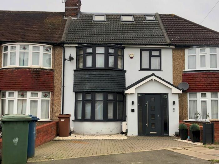 4 Bedroom Terraced House To Rent In Stanmore, Harrow, HA3