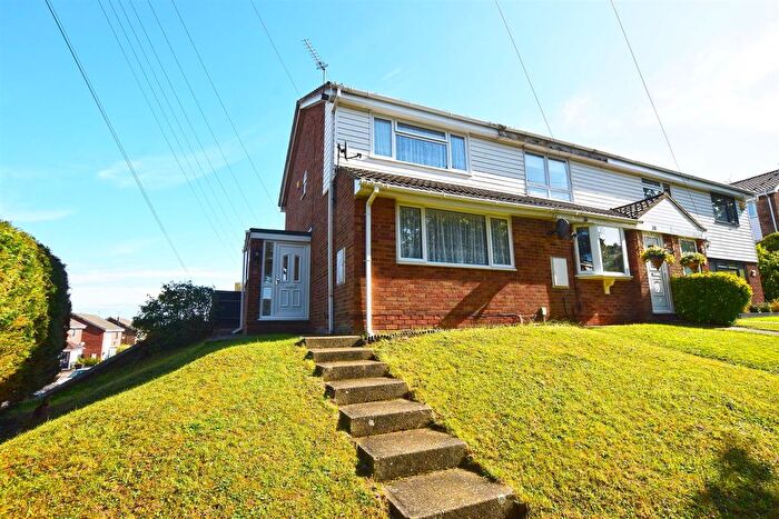 2 Bedroom End Of Terrace House For Sale In Laurel Walk, Rainham, Gillingham, ME8