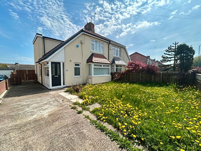 3 Bedroom Semi-Detached House To Rent In Wraith Terreace, Peterlee, SR8