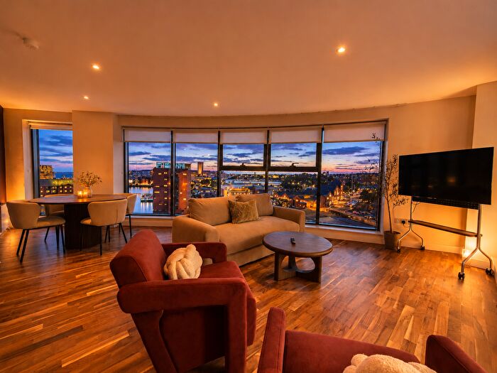 2 Bedroom Apartment To Rent In Princes Dock, William Jessop Way, Liverpool, L3