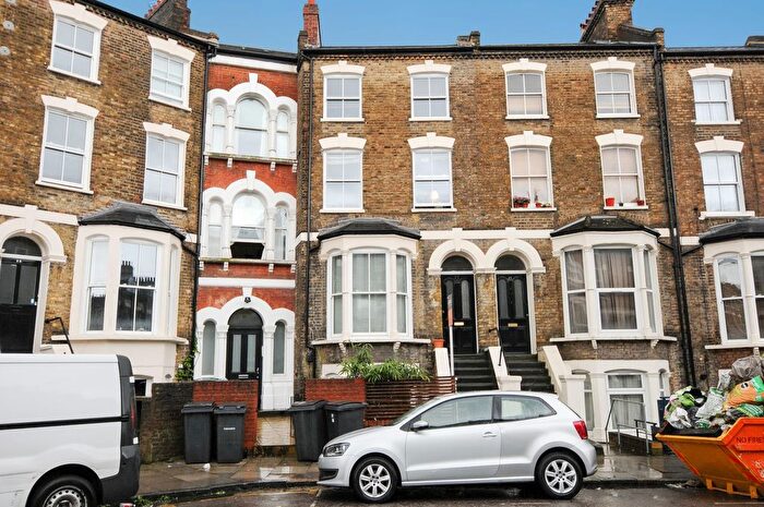 1 Bedroom Flat To Rent In Woodstock Road, London, N4