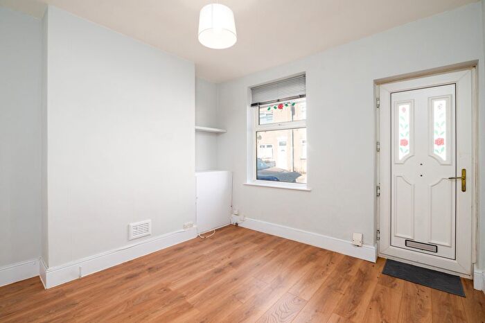 2 Bedroom Terraced House To Rent In Ripon Street, Grimsby, DN31