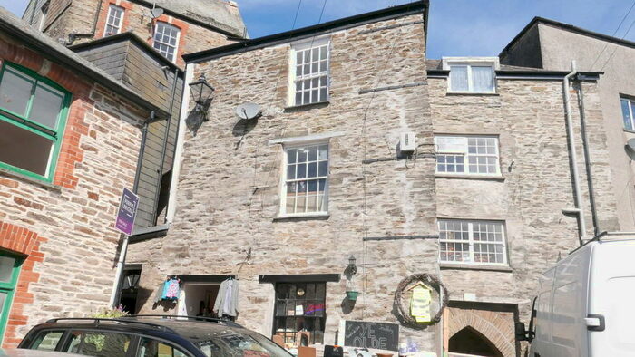 2 Bedroom Apartment To Rent In Fore Street, Liskeard, PL14