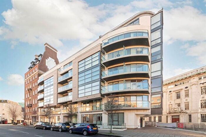 3 Bedroom Flat To Rent In Allsop Place, Marylebone, NW1