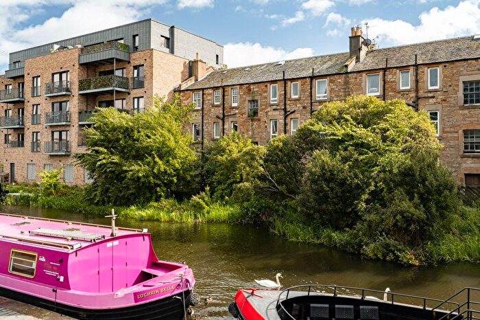 2 Bedroom Flat For Sale In / Horne Terrace, Edinburgh, EH11