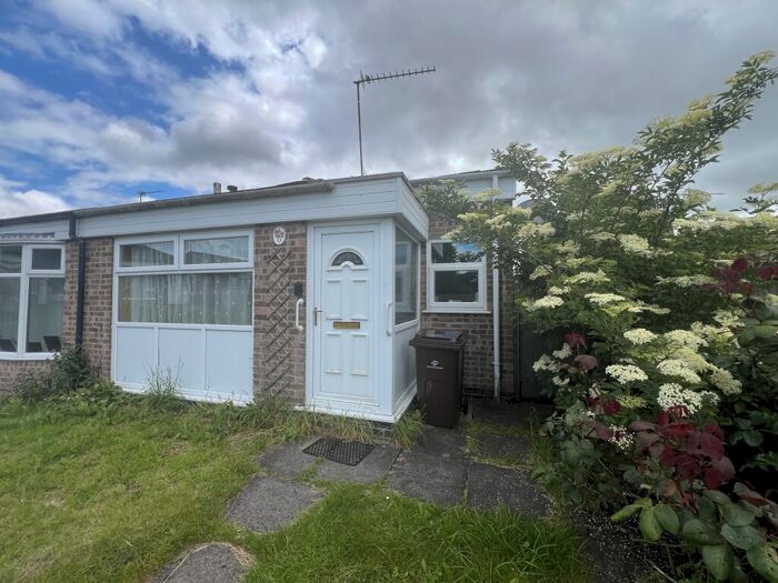 2 Bedroom Bungalow To Rent In Rodney Walk, Littleover, DE23