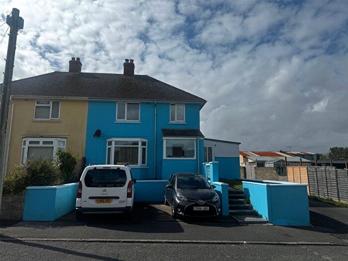 3 Bedroom Semi-Detached House For Sale In Oak Road, Pennar, Pembroke Dock, SA72