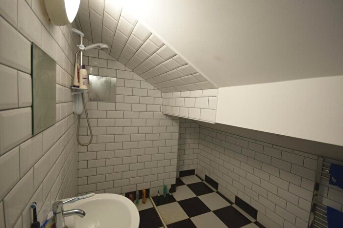 7 Bedroom House To Rent In Ashfield, Liverpool, L15