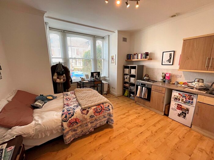 Studio To Rent In Ferme Park Road, Crouch End, N8