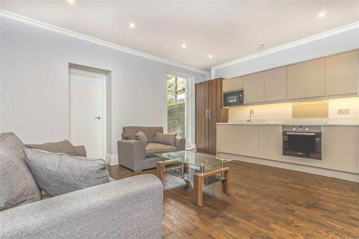 2 Bedroom Flat To Rent In Finborough Road, South Kensington, SW10