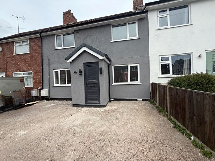 3 Bedroom House To Rent In Cross Drive, Rainworth, NG21