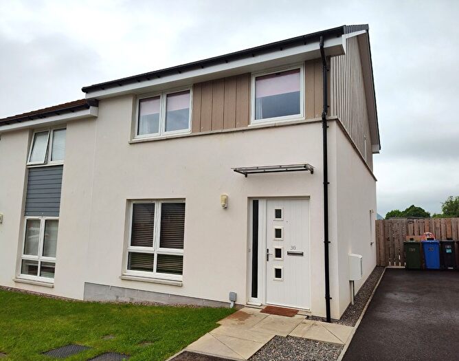 3 Bedroom Semi-Detached House For Sale In Colonels View, Dingwall, IV15
