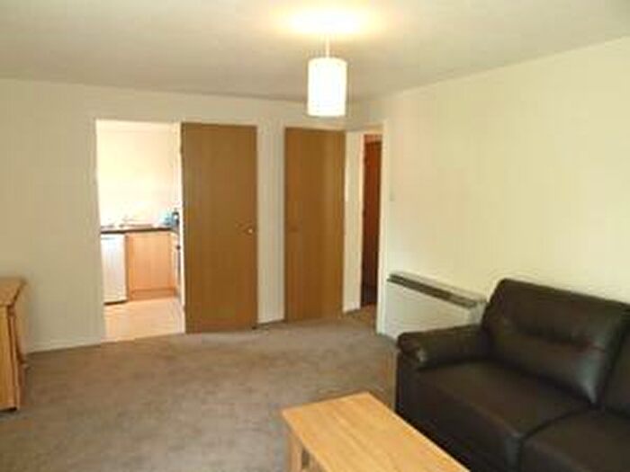 1 Bedroom Flat To Rent In Holmlea Road, Glasgow, G44