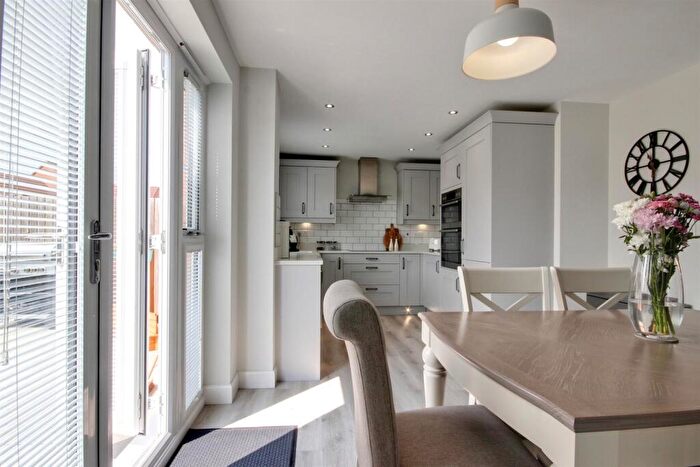 4 Bedroom Detached House For Sale In Jack Harrison Avenue, Cottingham, HU16