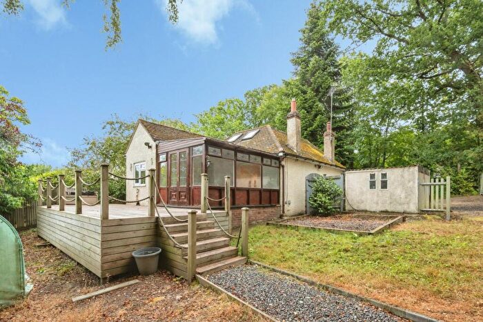 3 Bedroom Detached House For Sale In Headley Heath Approach, Tadworth, KT20