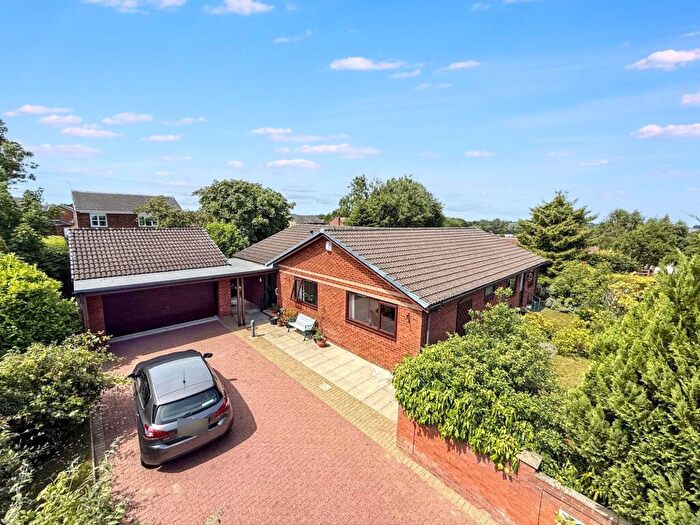 3 Bedroom Detached Bungalow For Sale In Norham Drive, Peterlee, Durham, SR8