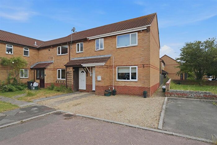 3 Bedroom End Of Terrace House For Sale In Pye Croft, Bradley Stoke, Bristol, BS32