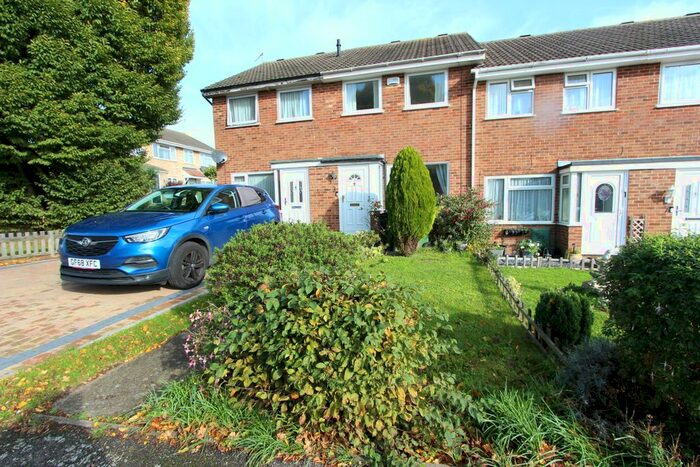 2 Bedroom Terraced House To Rent In Bargrove Road, Maidstone, Kent, ME14