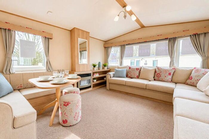 2 Bedroom Caravan For Sale In Abi Oakley, Yorkshire Dales Country And Leisure Park, Harmby, Leyburn, North Yorkshire, DL8