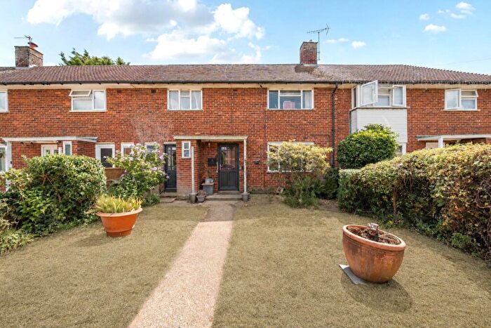 3 Bedroom Terraced House For Sale In Georgelands, Ripley, Surrey, GU23