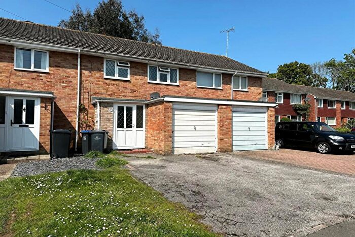 3 Bedroom House To Rent In Taw Close, Worthing, BN13