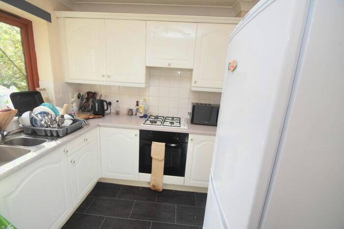 4 Bedroom Semi-Detached House To Rent In Town End, Browns Hill, Penryn TR10