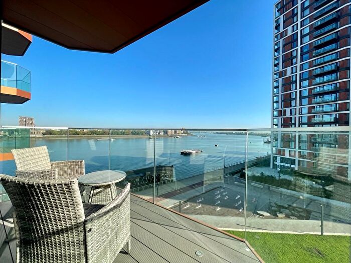 1 Bedroom Flat For Sale In Brigadier Walk, SE18