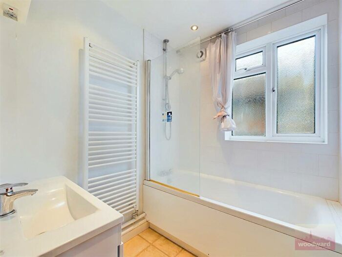 2 Bedroom Flat To Rent In , Lower Road, Harrow, HA2