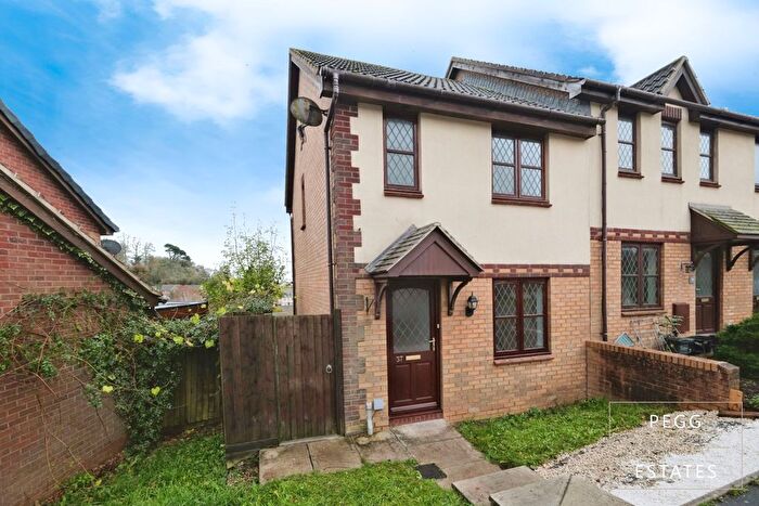 2 Bedroom End Terrace House For Sale In Shearwater Drive, Torquay, TQ2