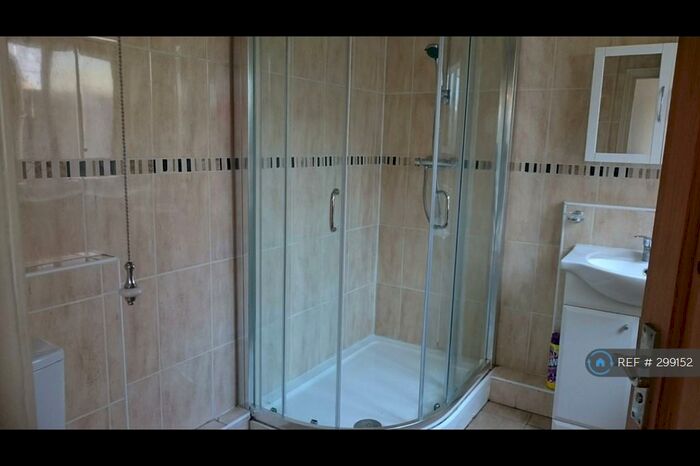 3 Bedroom Terraced House To Rent In Birmingham, Birmingham, B67