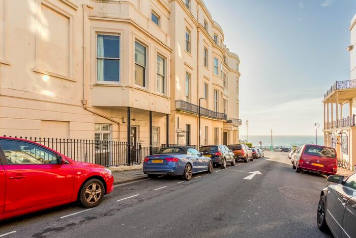 2 Bedroom Flat To Rent In Paston Place, Brighton BN2