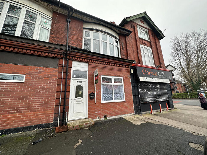 2 Bedroom Flat To Rent In Slade Lane, Manchester, M19