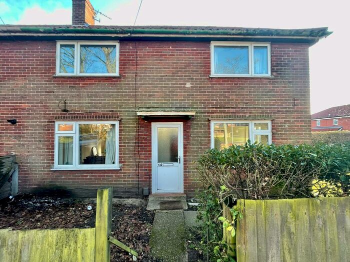 3 Bedroom Semi-Detached House To Rent In The Avenues, Norwich, NR2