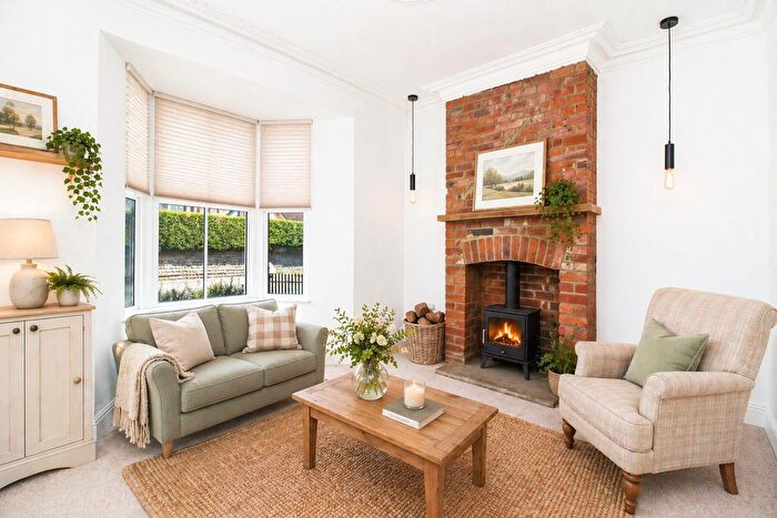 3 Bedroom Terraced House For Sale In Sough Road, Darwen, BB3