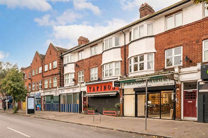 2 Bedroom Flat To Rent In South Ealing Road, Ealing, W5