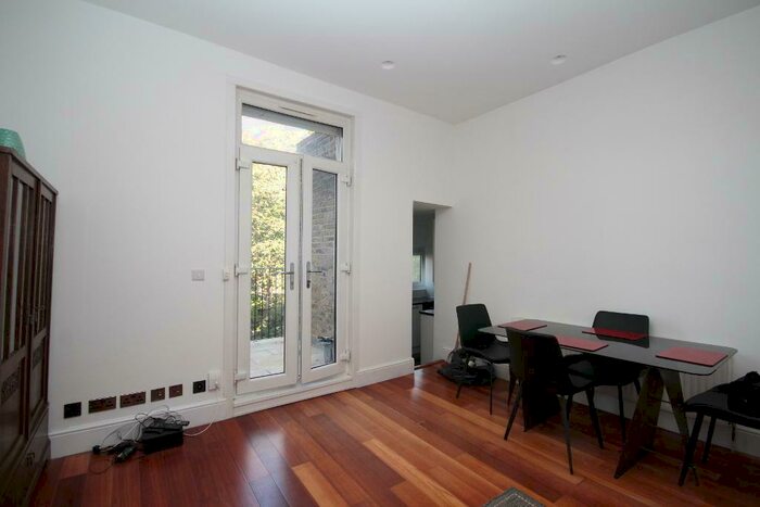 2 Bedroom Flat To Rent In Tufnell Park Road, Tufnell Park, London, N7