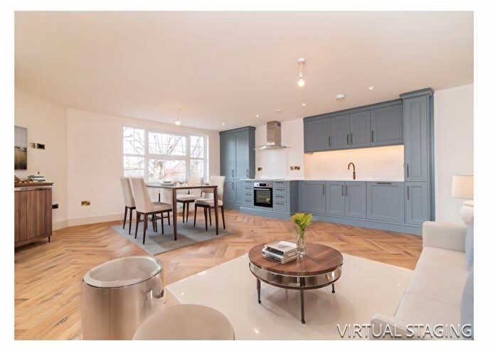 2 Bedroom Penthouse For Sale In The Green, Warlingham, CR6