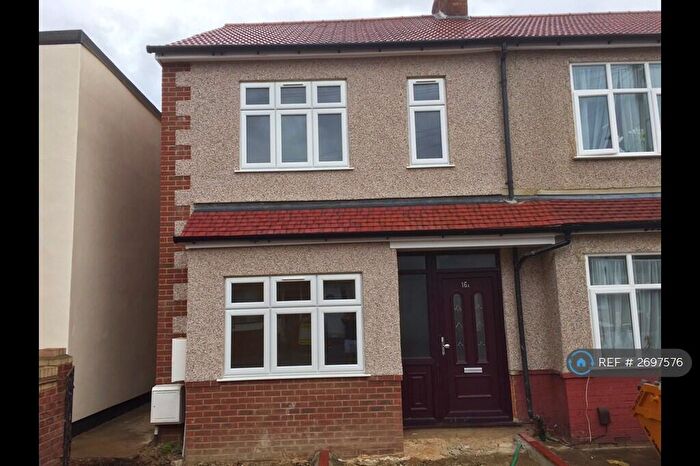 3 Bedroom End Of Terrace House To Rent In Edmund Road, Kent, DA16