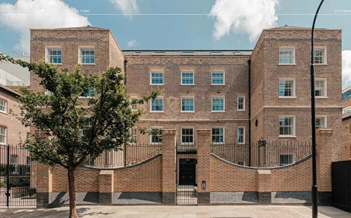 3 Bedroom Flat For Sale In Cleveland Street, London, W1T