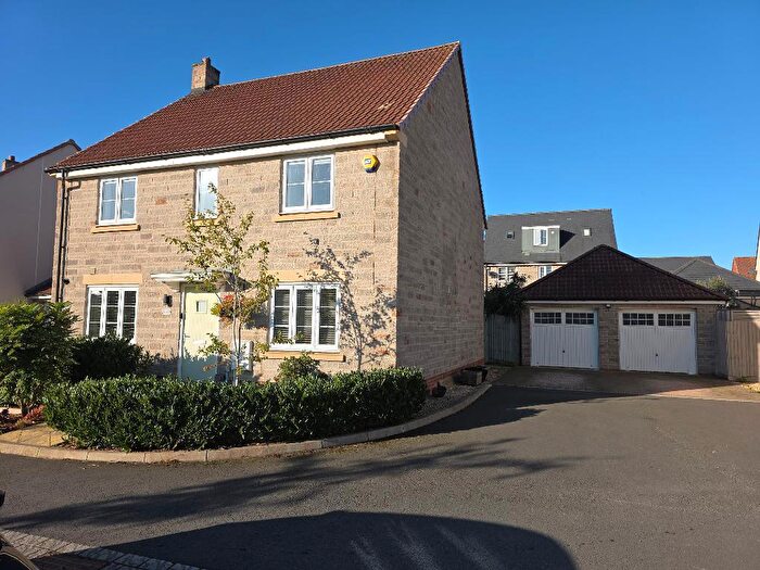 4 Bedroom Detached House For Sale In Hyacinth Close, Lyde Green, Bristol, BS16
