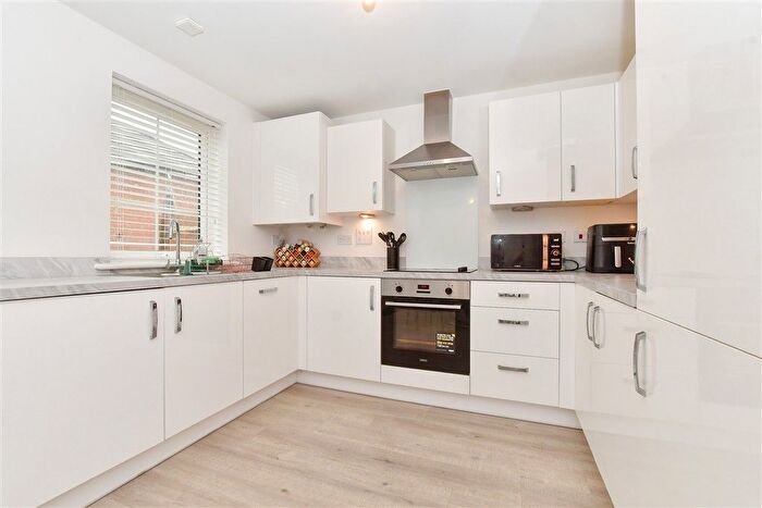 3 Bedroom Semi-Detached House For Sale In Whitfield, Whitfield, Dover, Kent, CT16