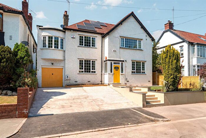4 Bedroom Detached House For Sale In Wootton Park, Knowle, Bristol, BS14