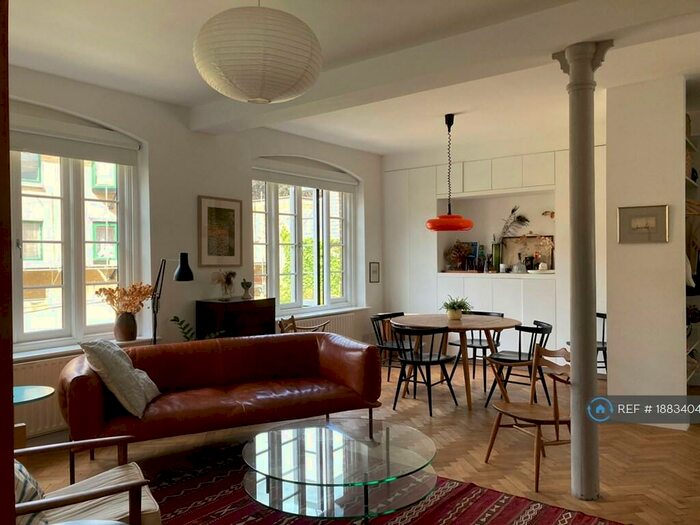 2 Bedroom Flat To Rent In Hackney Road, London, E2