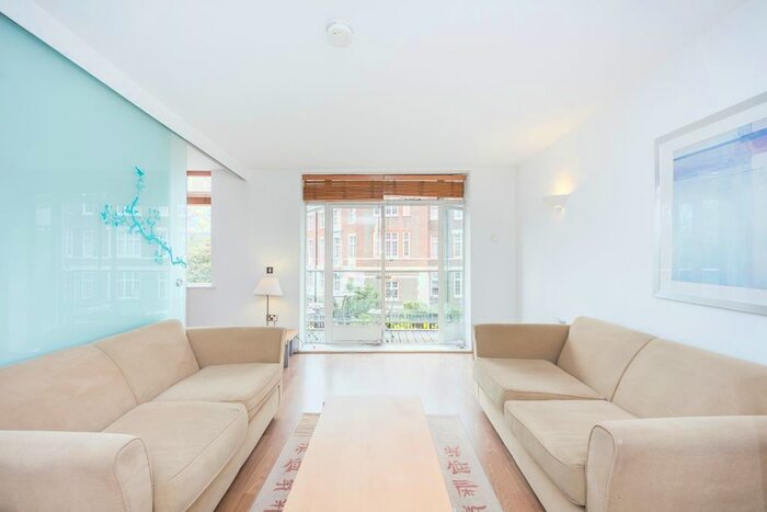 2 Bedroom Flat To Rent In Myddelton Passage, London, EC1R