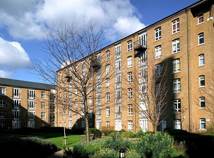2 Bedroom Flat To Rent In Fairfield Road, Bow Quarter, E3