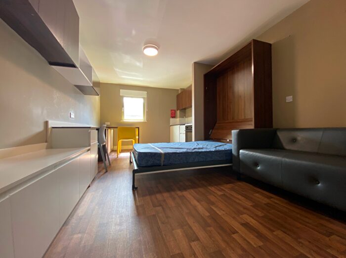 Studio To Rent In Pembroke Studios, Lower Gill Street, Liverpool, Merseyside, L3