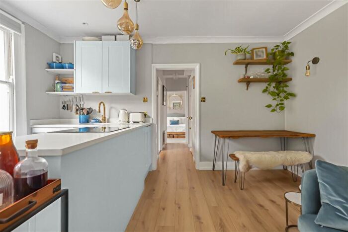 1 Bedroom Flat For Sale In Bedford Hill, SW12