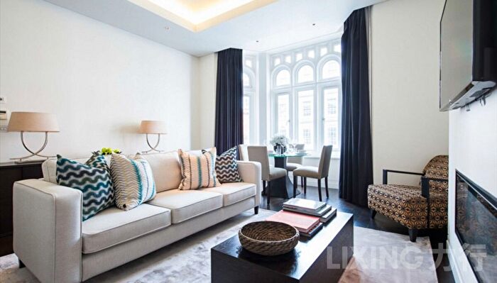 1 Bedroom Flat To Rent In Green Street, Mayfair, W1K