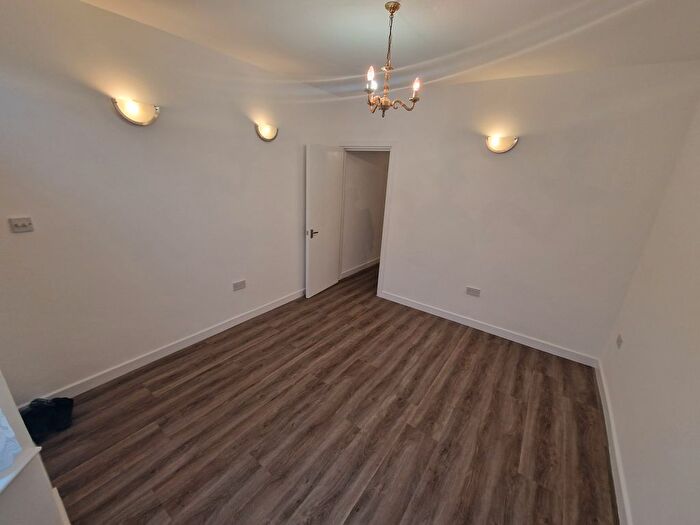 2 Bedroom Terraced House To Rent In Althorp Road, Luton, LU3