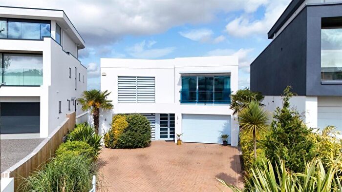 4 Bedroom Detached House To Rent In Salterns Way, Lilliput, BH14